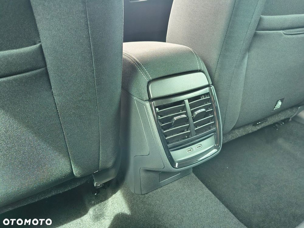 Skoda Kamiq 1.0 TSI Drive DSG - 18