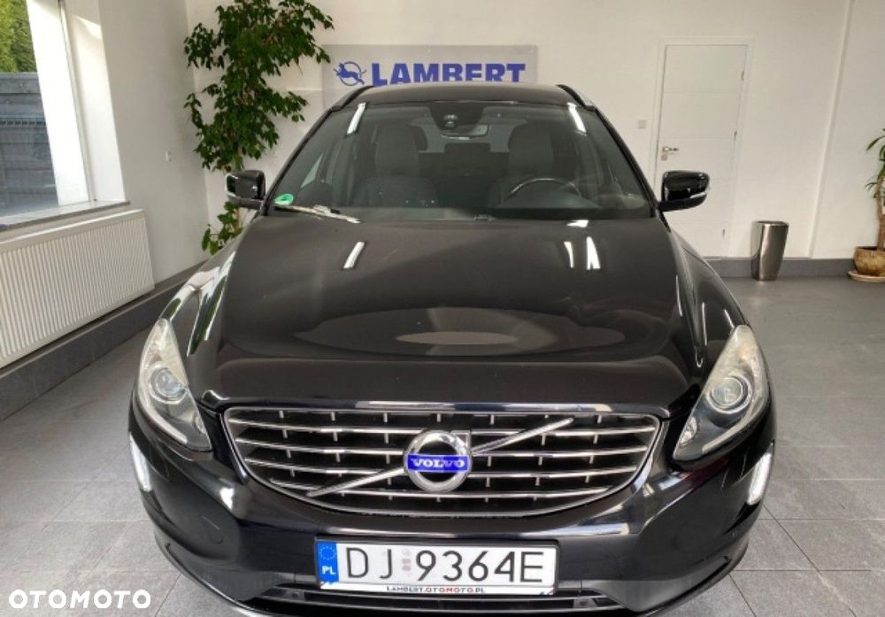 Volvo XC 60 - 4