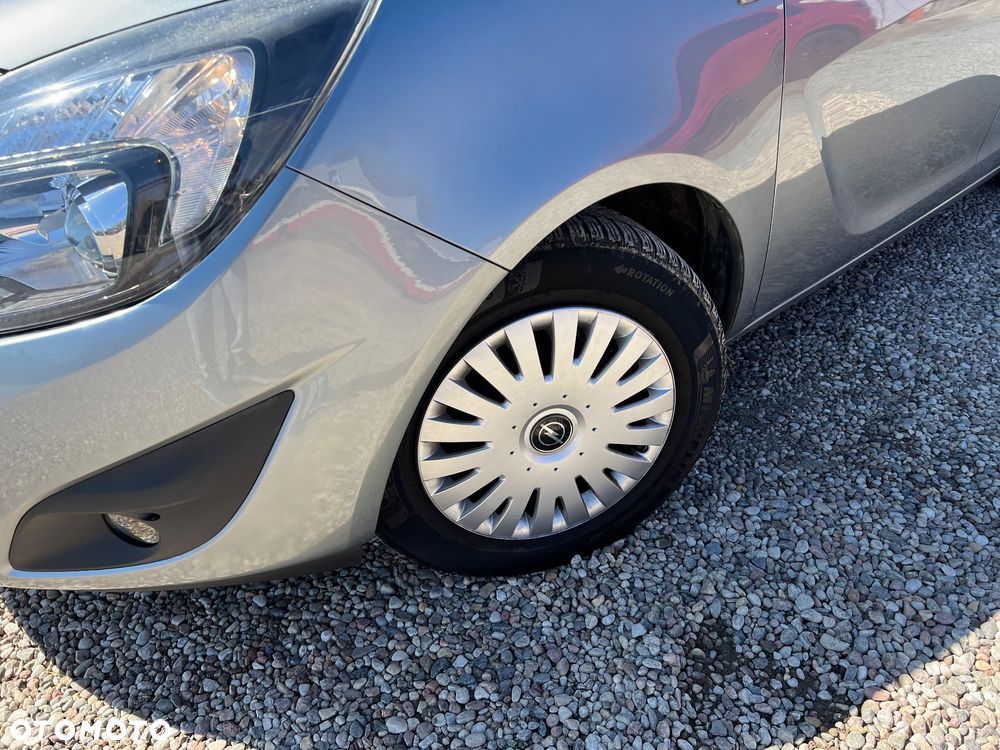 Opel Meriva 1.4 T Cosmo S&S - 4