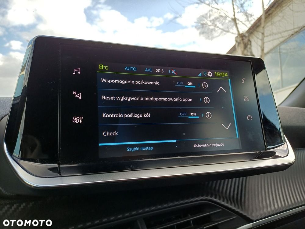 Peugeot 2008 - 18