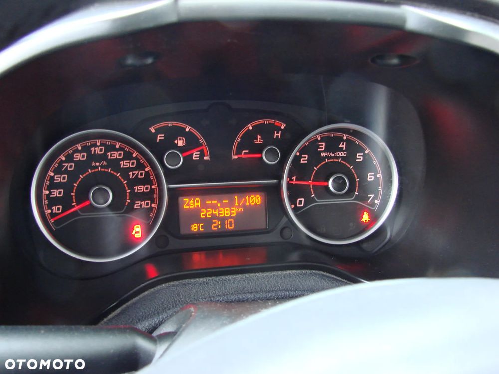 Fiat DOBLO - 28