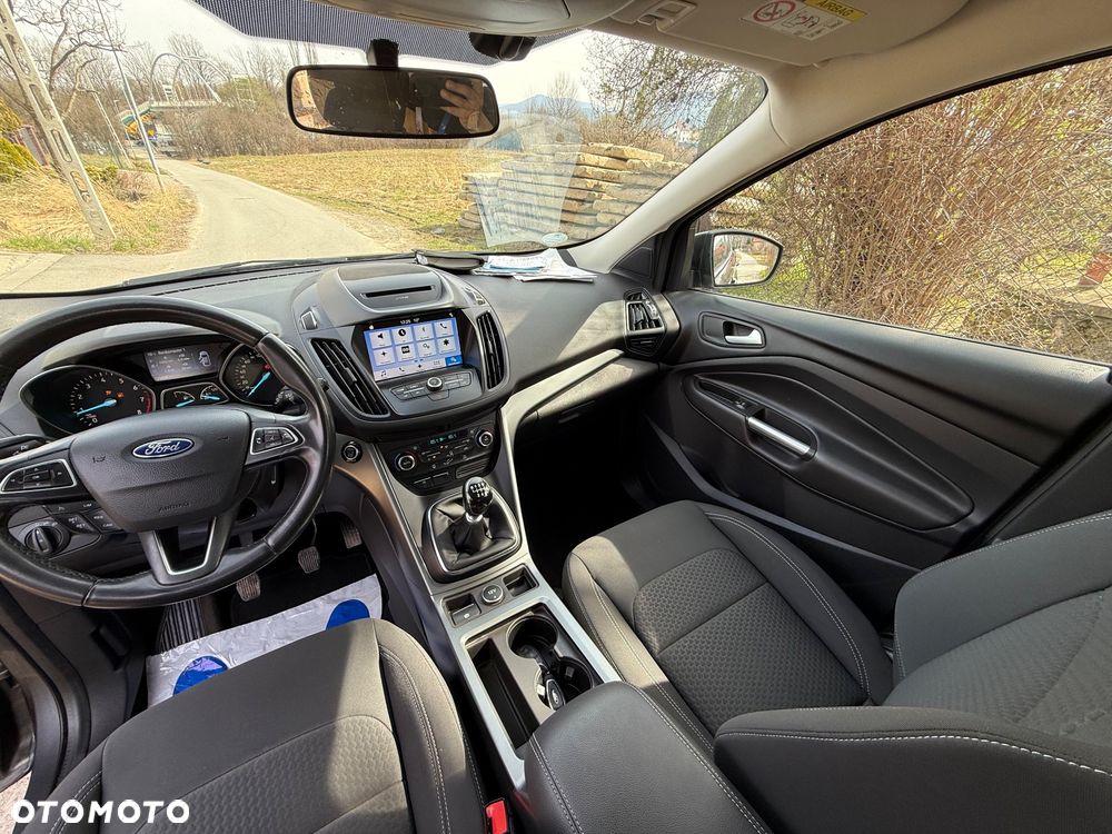 Ford Kuga - 8