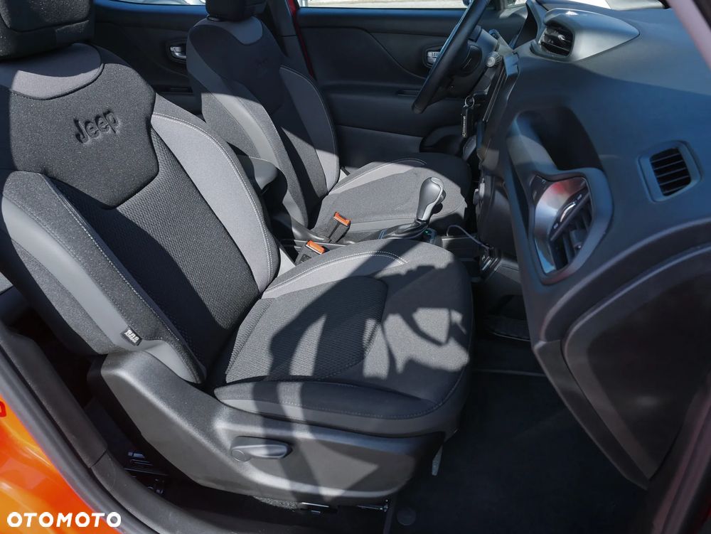 Jeep Renegade 1.5 T4 mHEV Limited FWD S&S DCT - 22