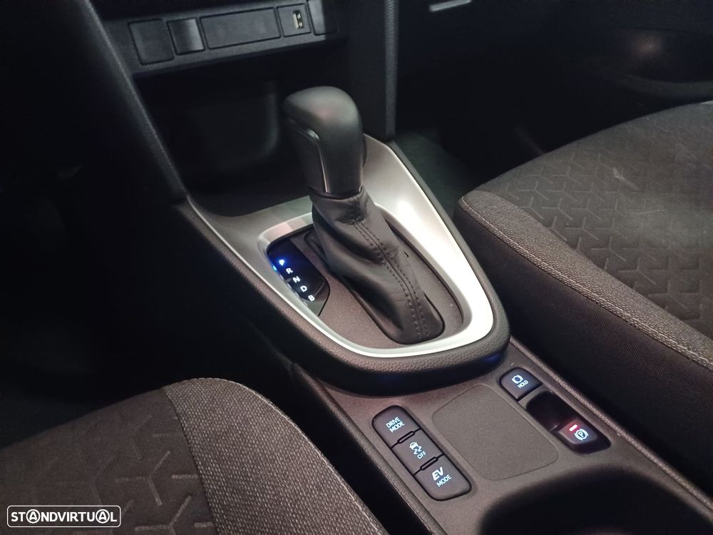 Toyota Yaris Cross 1.5 HDF Comfort Plus - 7