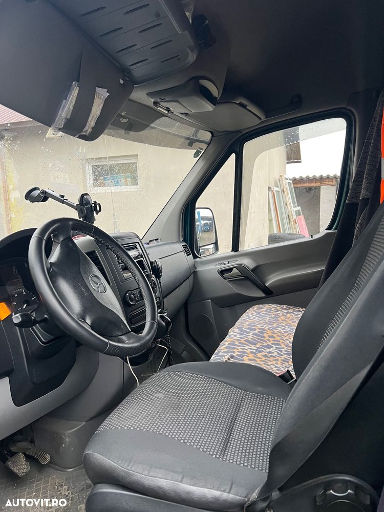 Mercedes-Benz Sprinter - 6