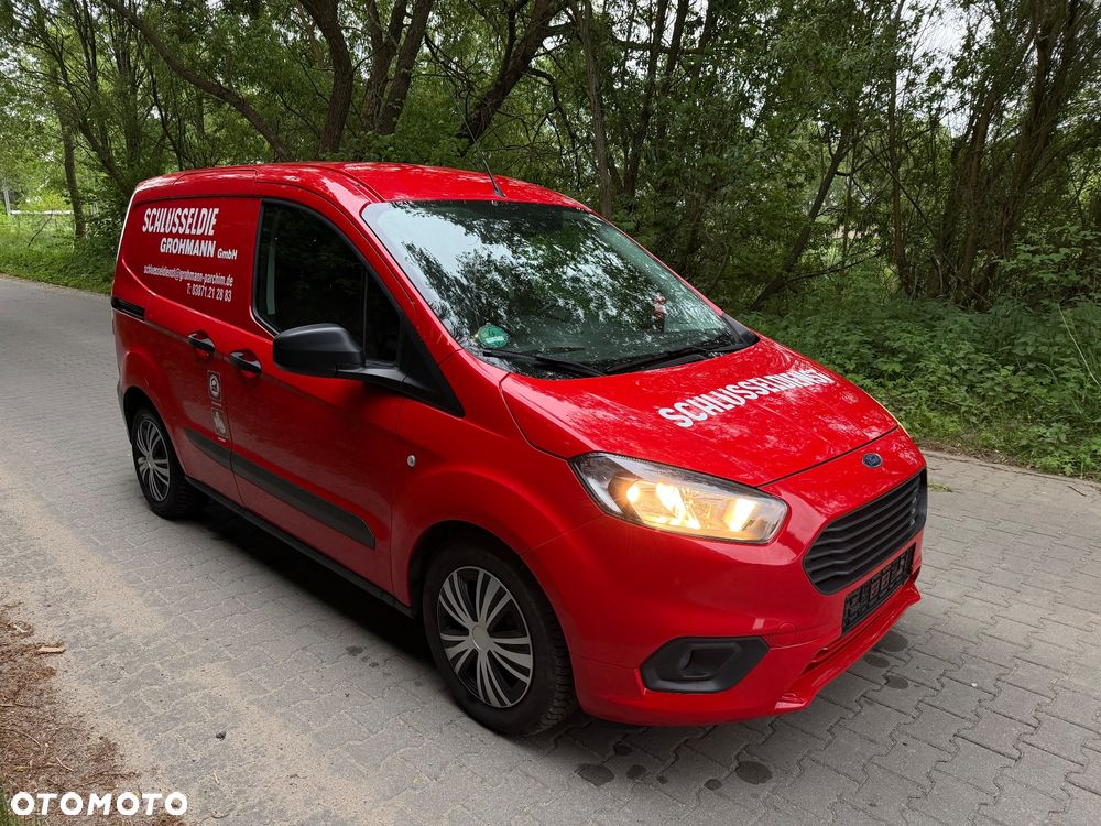 Ford Transit Courier - 9