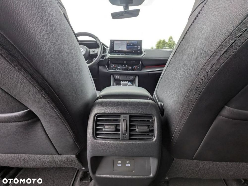 Nissan Qashqai 1.3 DIG-T MHEV Xtronic Tekna - 19