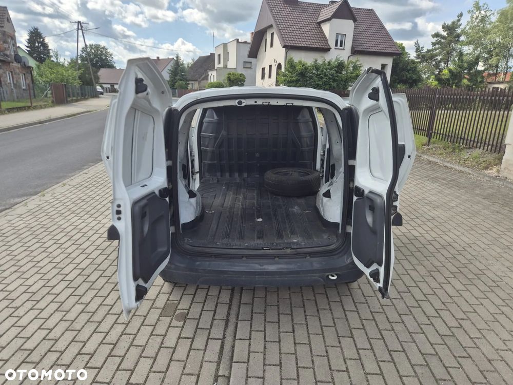 Dacia Logan Van - 11