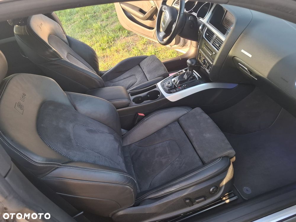 Audi A5 Coupé 3.2 FSI quattro tiptronic - 11