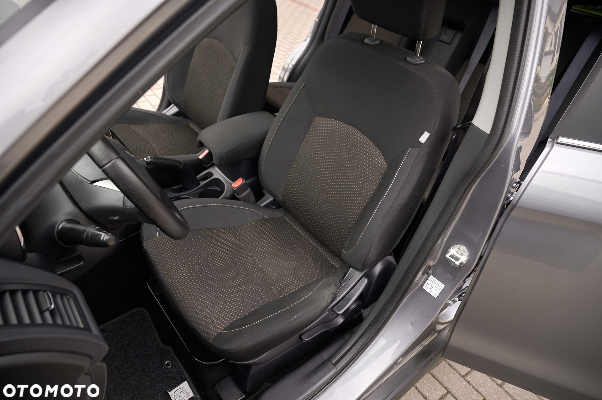 Mitsubishi ASX - 27