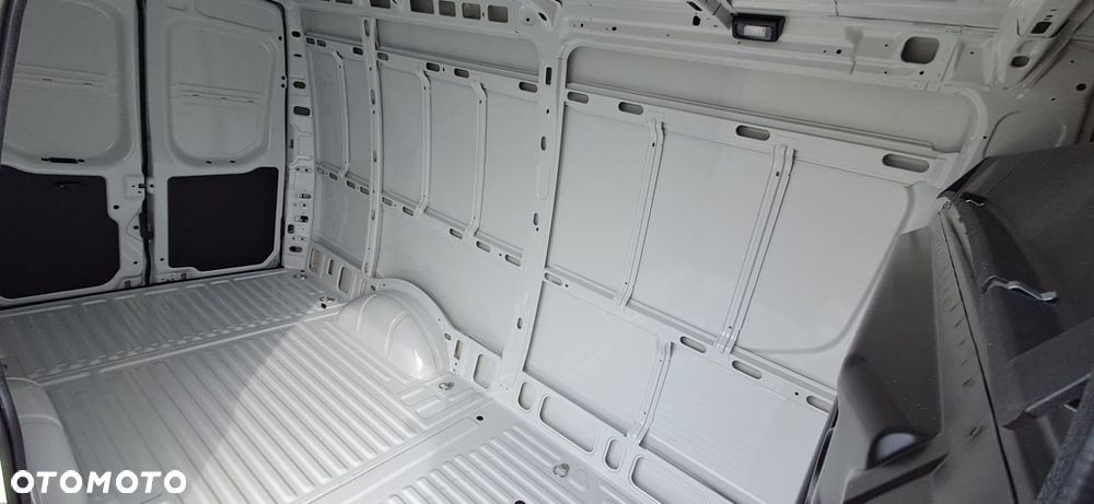 Iveco 35S16BA8 V - 15