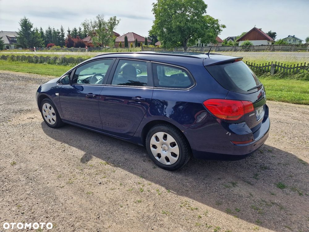 Opel Astra 1.7 CDTI - 12