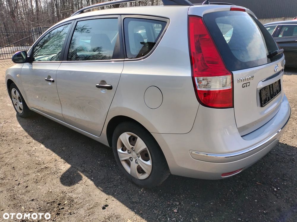 Hyundai i30 i30cw 1.4 Edition Plus - 5