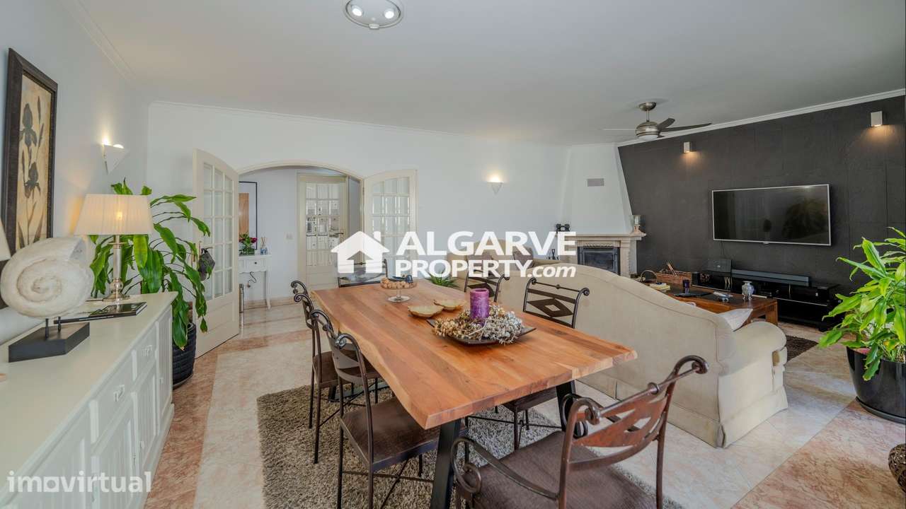 Apartamento T2 com Excelentes Áreas e Grande Varanda em Faro - Grande imagem: 4/18
