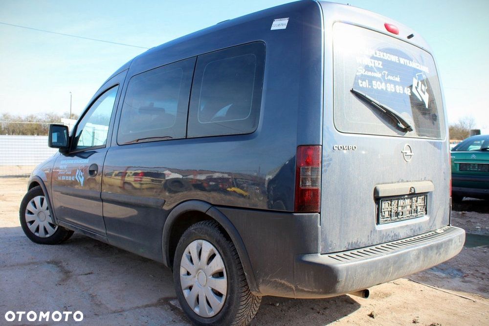 Opel Combo C 2010 1.4i Z14XEP (MASKA, ZDERZAK, LAMPA, BŁOTNIK, DRZWI, SZYBA, FOTEL) - 4
