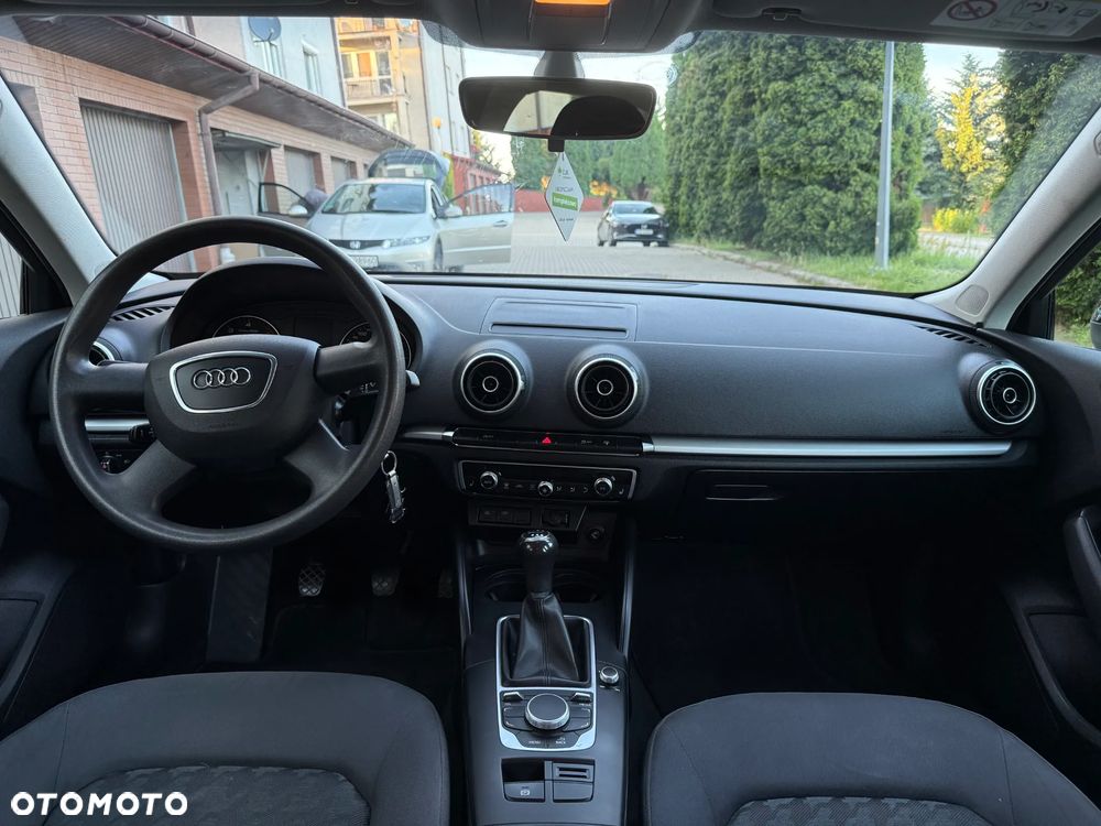 Audi A3 Sportback 1.6 TDI - 19