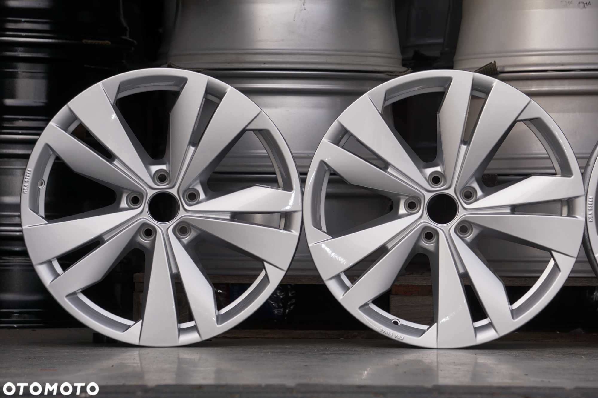 Alufelgi oryginal VW 5x112 8Jx19 et45 cb57,1 jak NOWE! 2022rok! - 1
