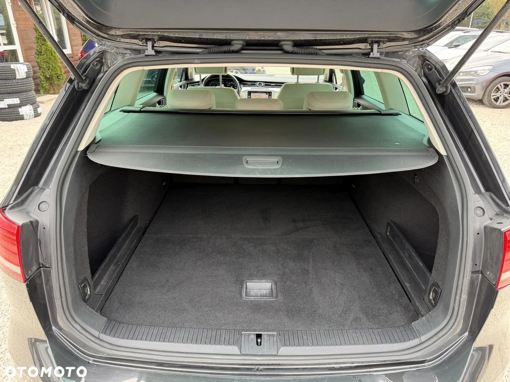 Volkswagen Passat 1.8 TSI BMT Comfortline DSG - 20
