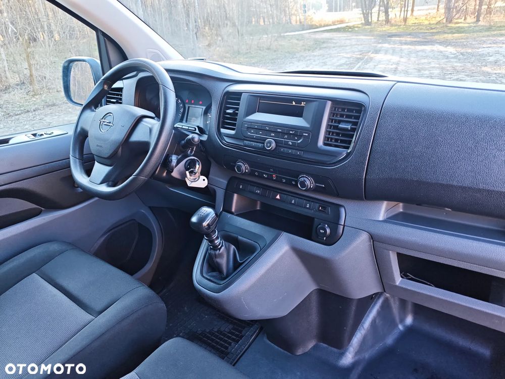 Opel VIVARO Long - 33