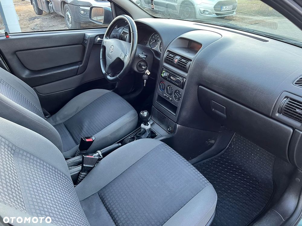 Opel Astra - 15