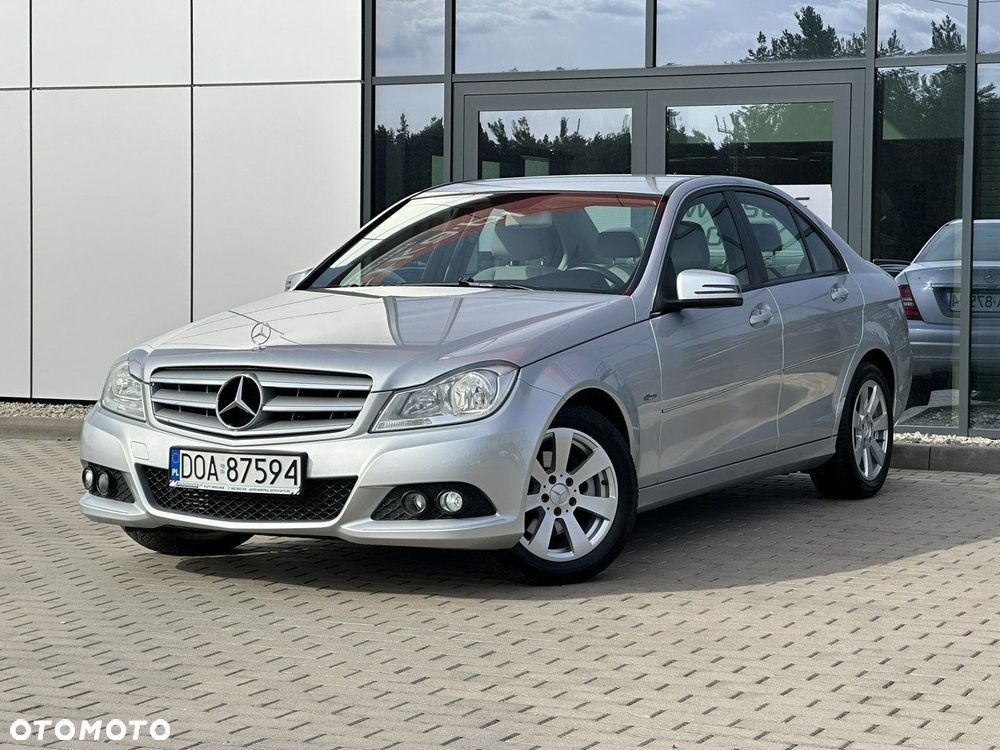 Mercedes-Benz Klasa C 180 BlueEFFICIENCY - 2