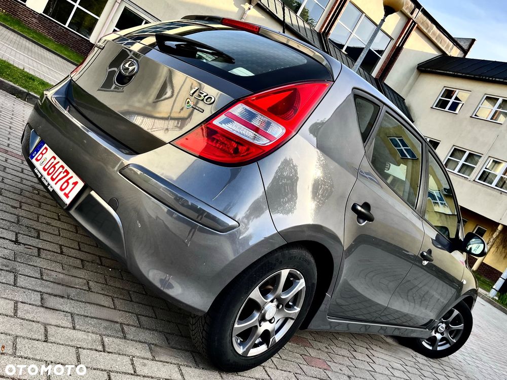 Hyundai i30 1.4 FIFA WM Edition - 8