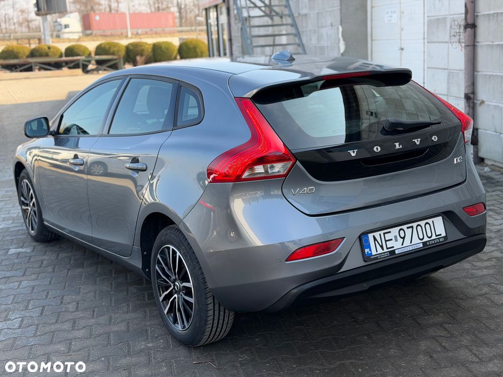 Volvo V40 - 8