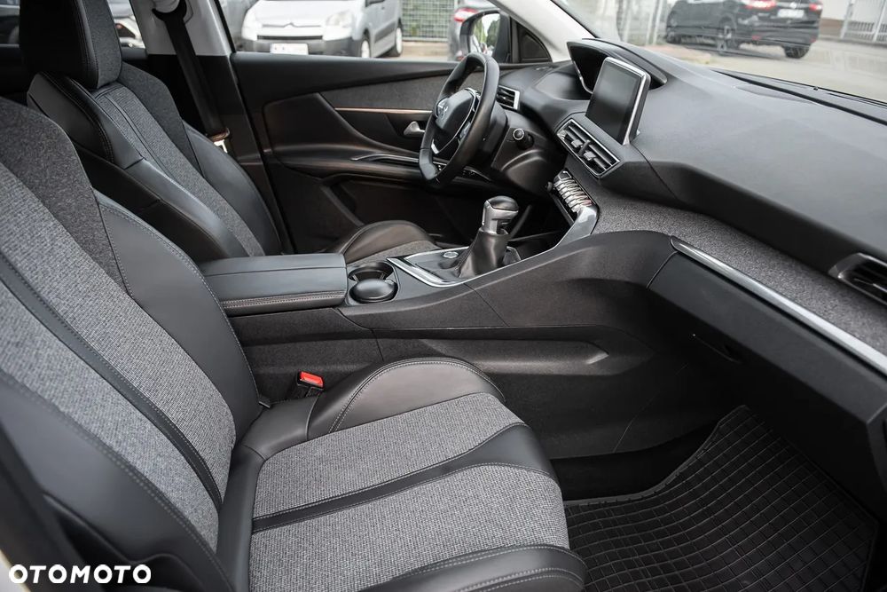 Peugeot 3008 BlueHDi 150 Stop & Start Allure - 26