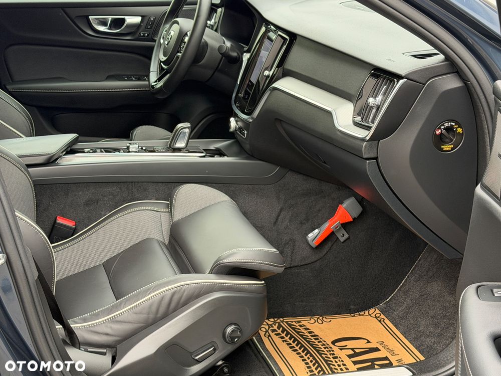 Volvo S60 - 17
