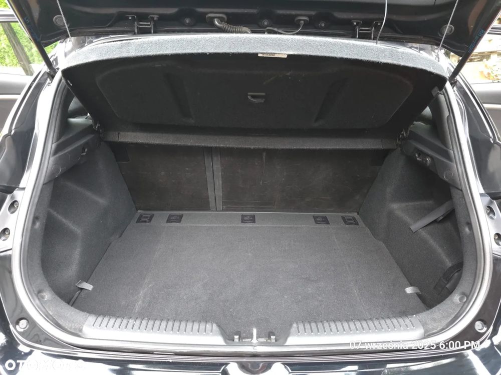 Hyundai i30 1.4 Classic + - 7