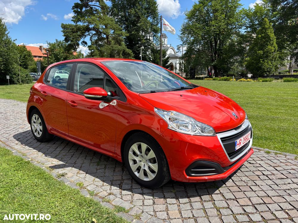 Peugeot 208 - 15