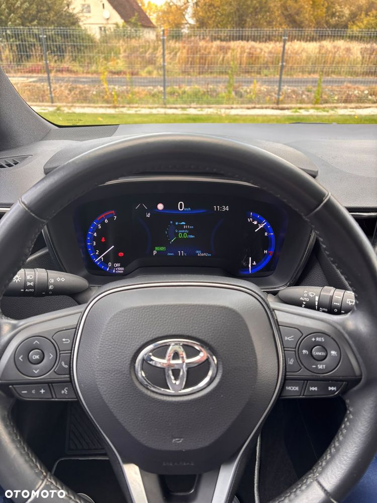Toyota Corolla - 12