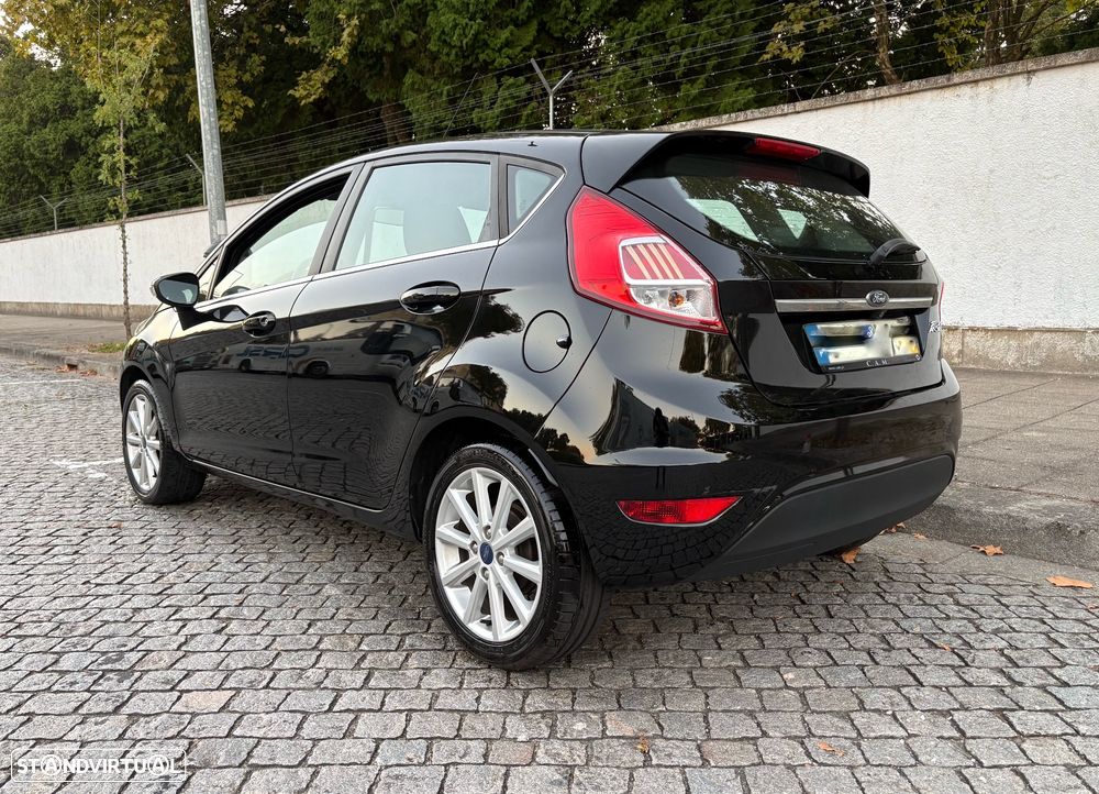 Ford Fiesta 1.0 Ti-VCT Titanium - 24