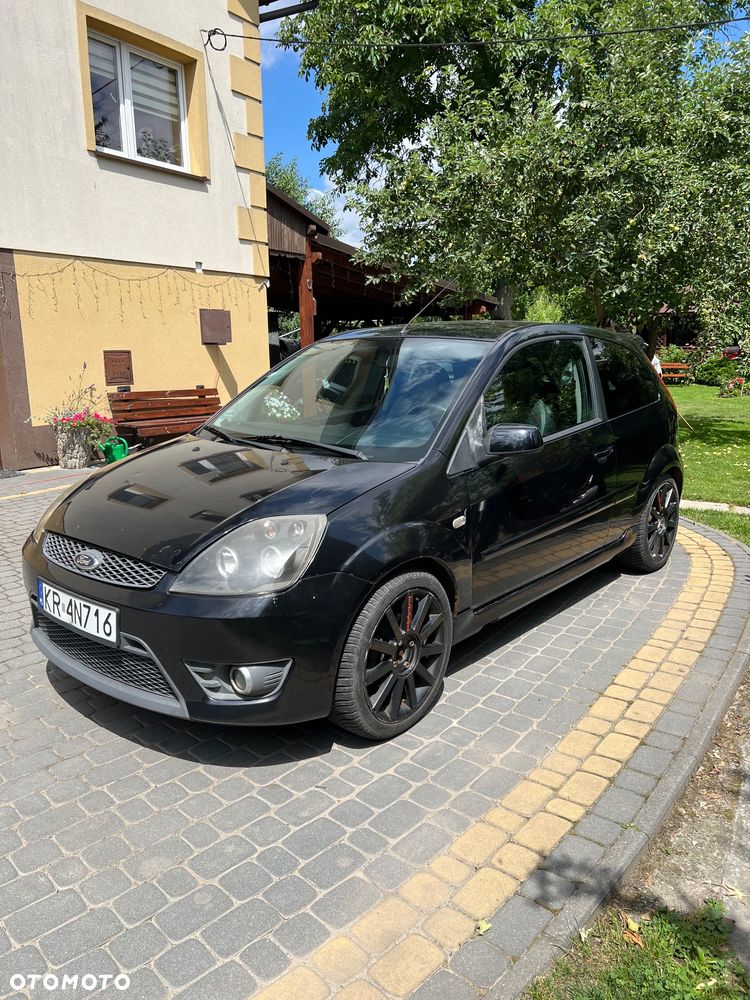 Ford Fiesta - 1
