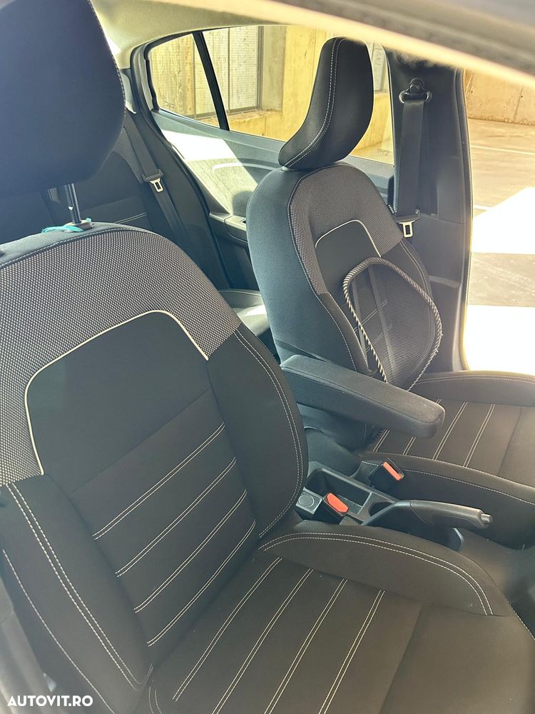 Dacia Logan TCe 90 MT6 Expression - 9