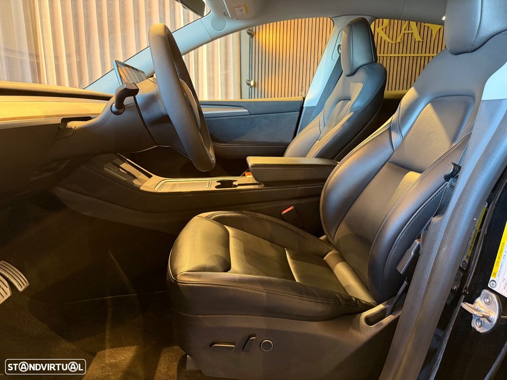 Tesla Model Y Performance Dual Motor AWD - 20