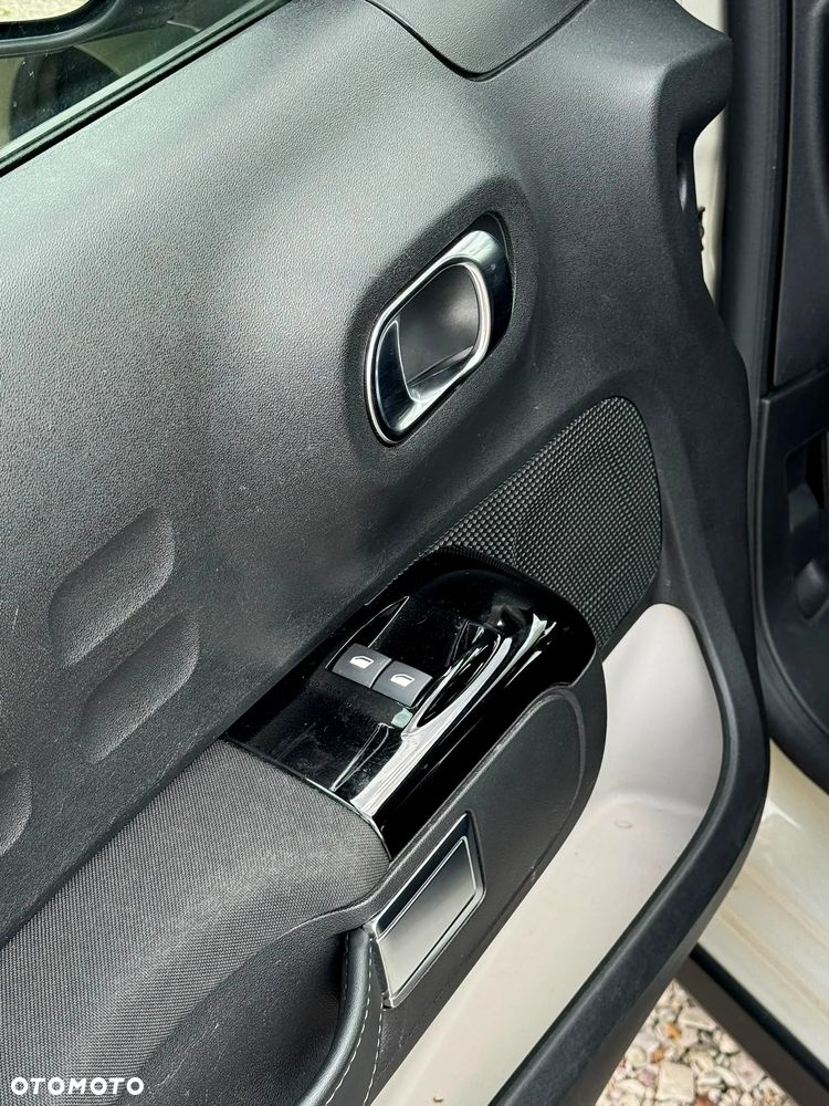 Citroën C3 1.2 PureTech Plus - 13