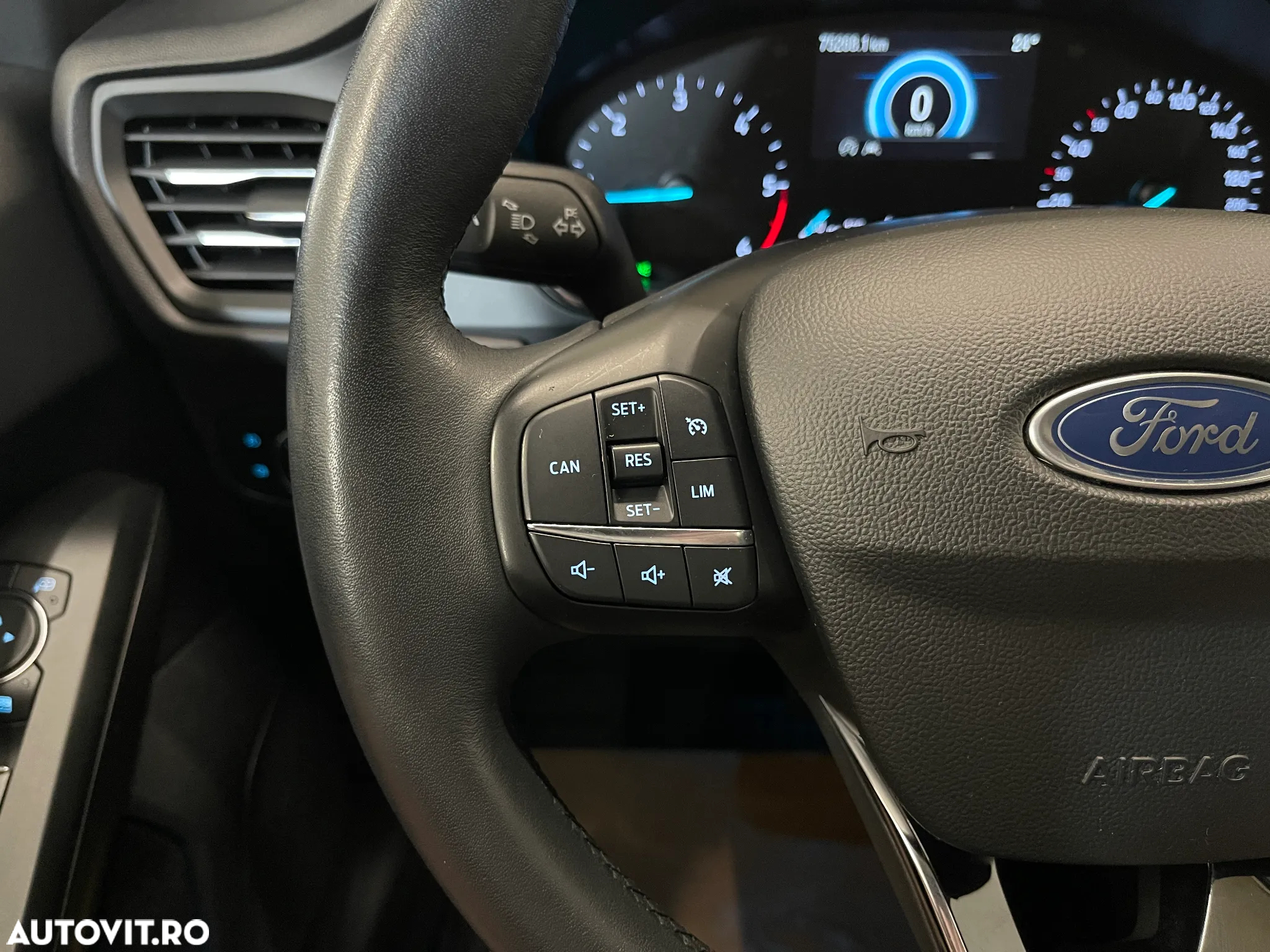 Ford Focus 2.0 EcoBlue Titanium - 23