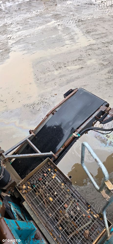 Powerscreen Premiertrak R400 - 21