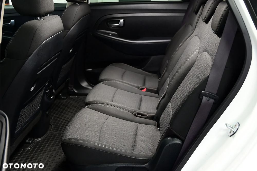 Kia Carens 1.7 CRDi M - 20