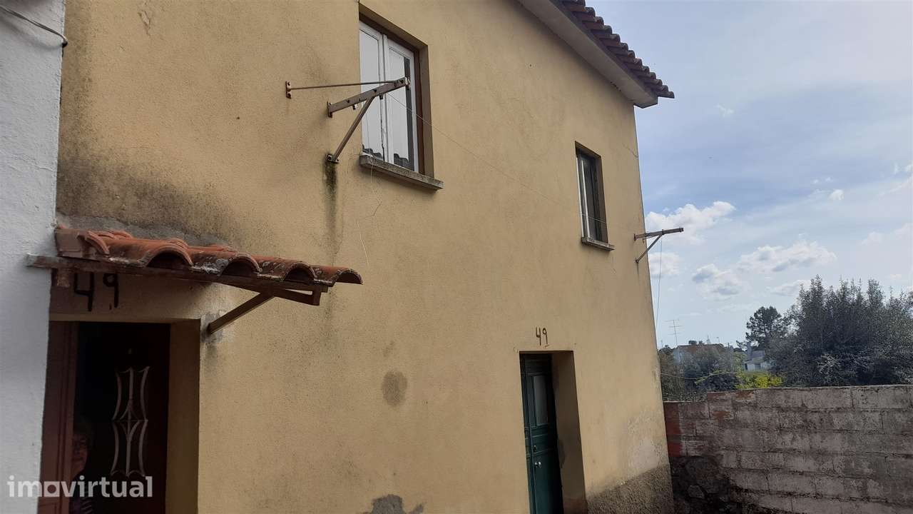 Moradia para Restaurar T3 Venda em Tinalhas,Castelo Branco - Grande imagem: 2/20