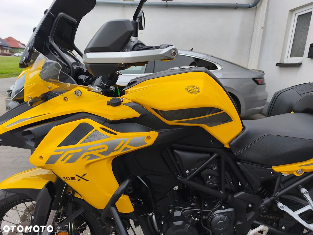Benelli TRK 502X - 10