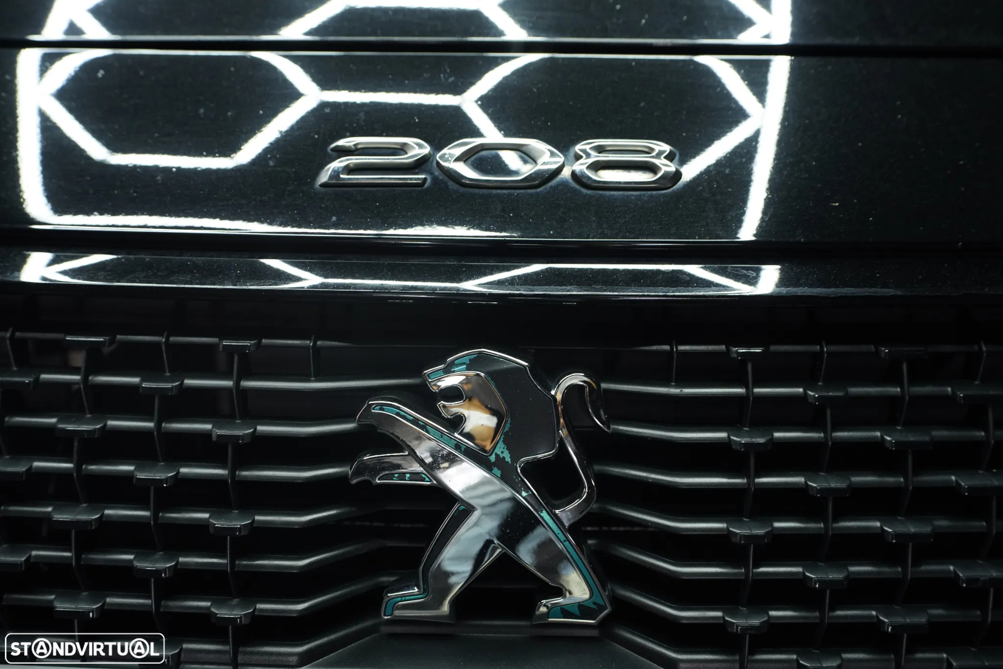 Peugeot e-208 GT Pack - 4
