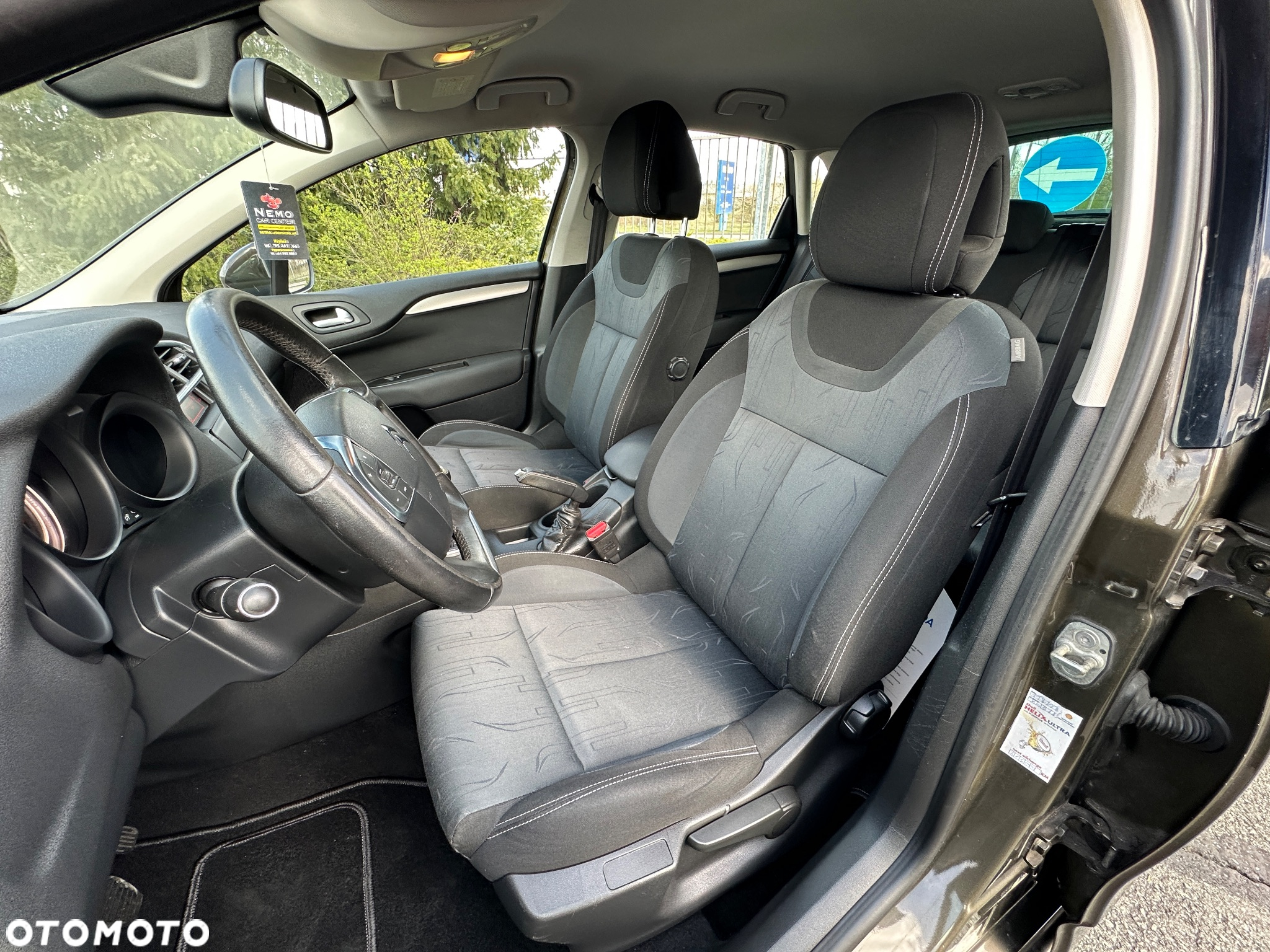 Citroën C4 VTi 95 Attraction - 32