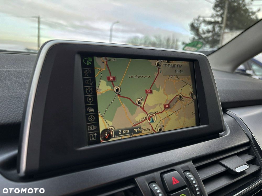 BMW Seria 2 218i Advantage - 13