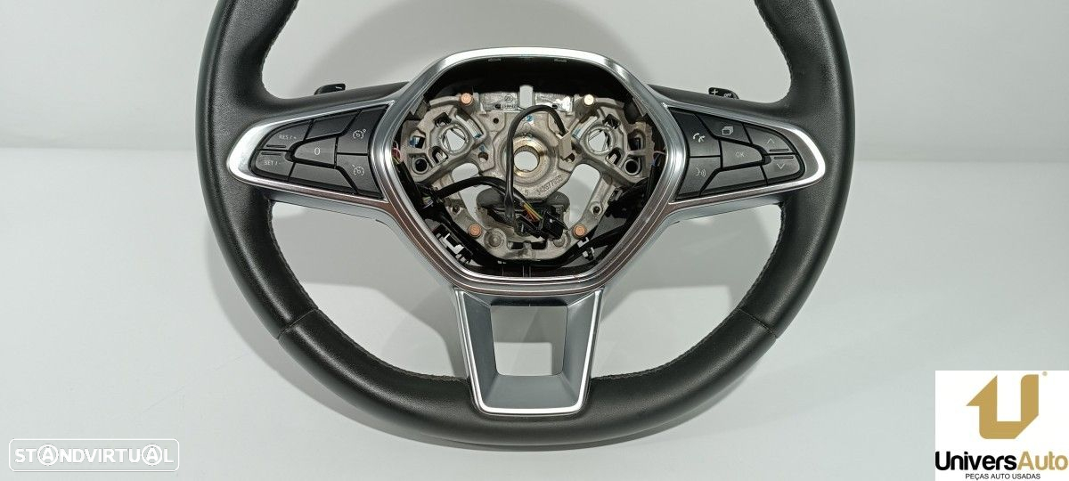 VOLANTE RENAULT CAPTUR II EDITION ONE - 8