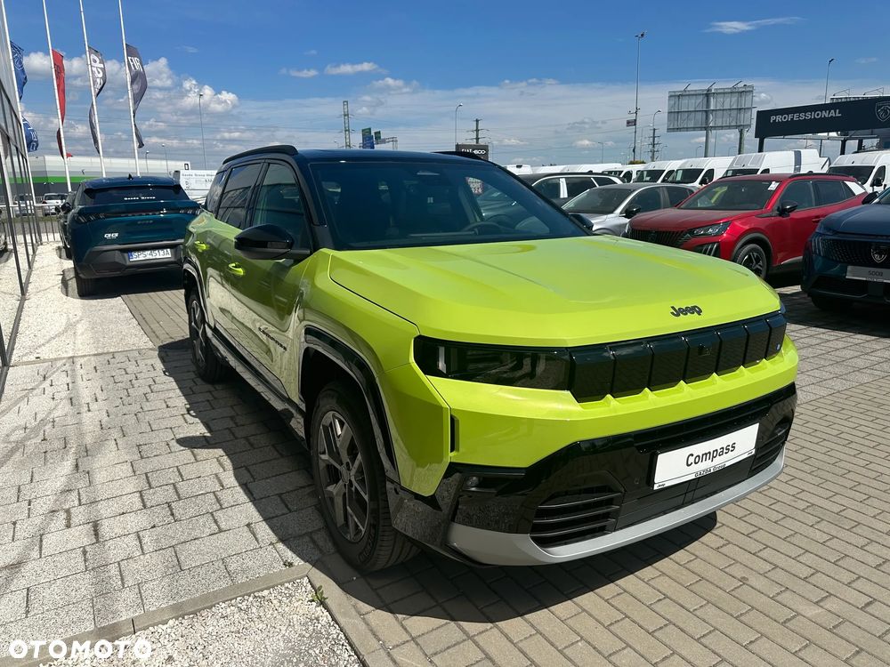 Jeep Compass 1.2 T3 mHEV First Edition FWD DCT - 4