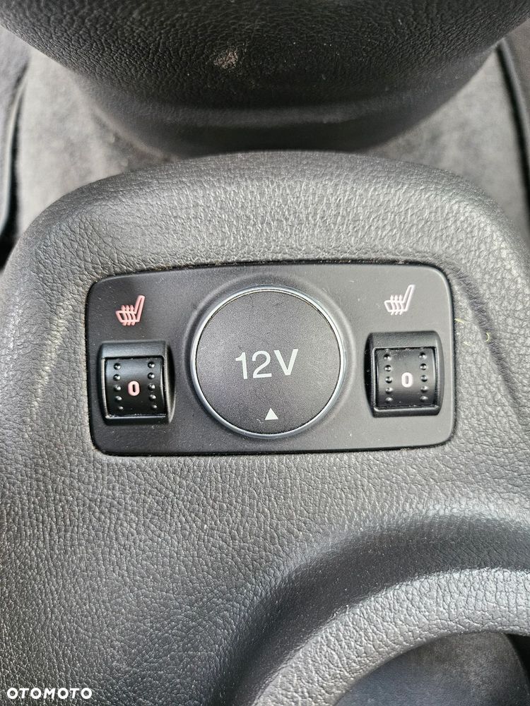 Ford Tourneo Connect Grand - 19