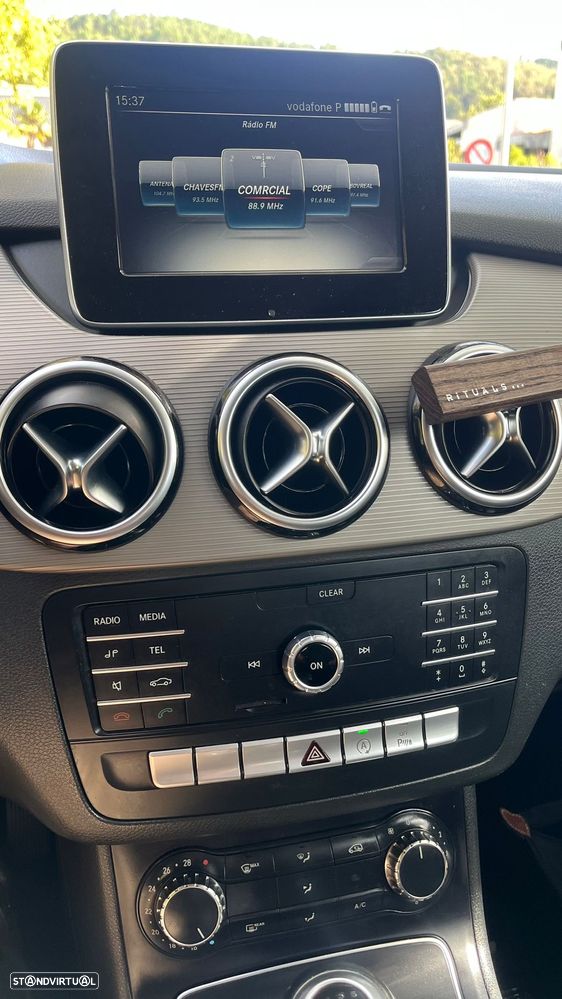 Mercedes-Benz B 160 d Urban - 11