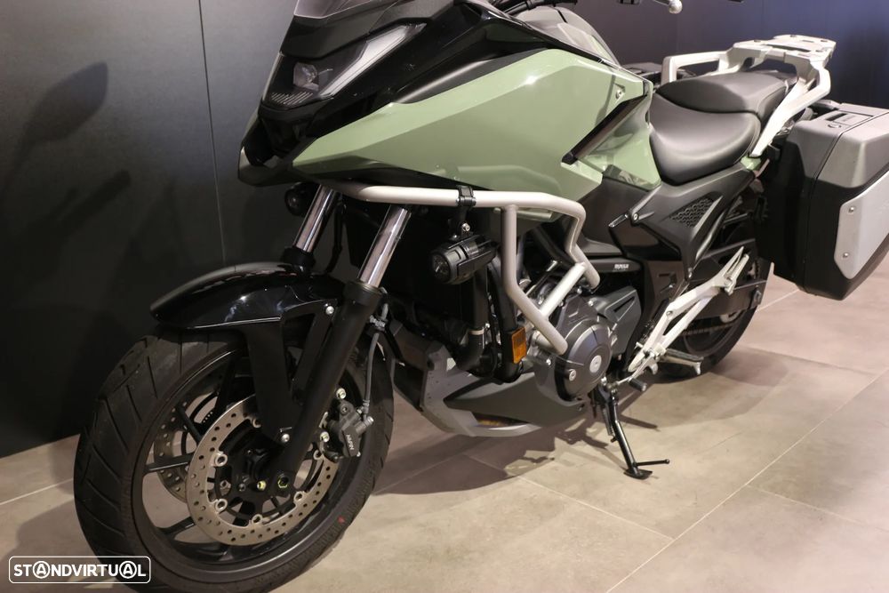 Honda NC750X - 5
